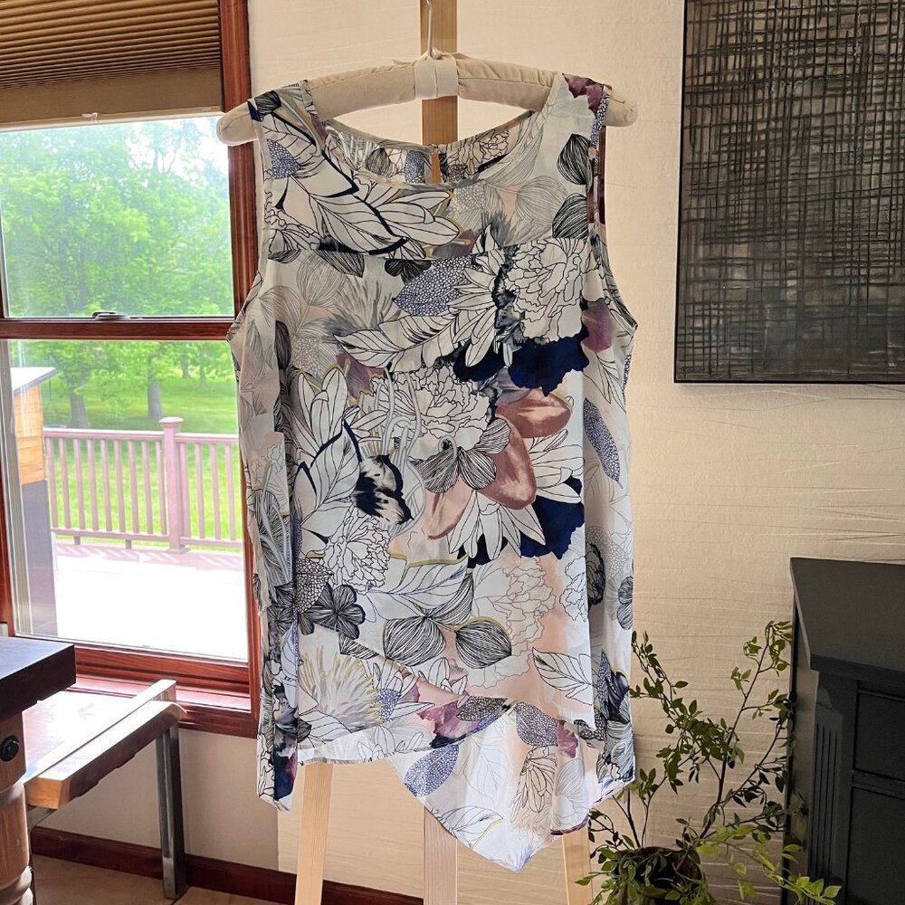 Cable & Gauge Floral Sleeveless Blouse